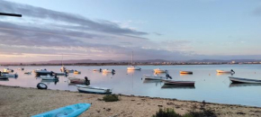 Sunshine, casa de campo e praia, estilo e conforto, espaço e privacidade, perfeita para as suas férias em Olhão